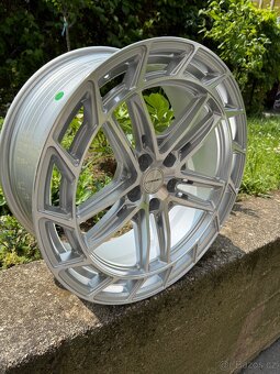 NOVÁ ALU SADA 5x113,1 R20 dvourozměrná - 2