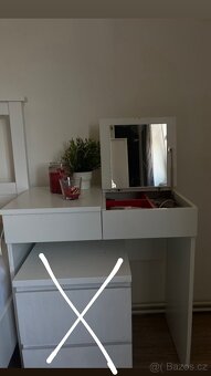 Make-up stoleček - 2