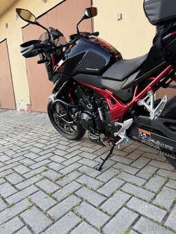 Honda CB750 Hornet 2023/24 - 2