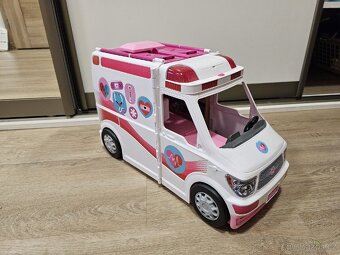 Barbie sanitka - 2