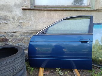 BMW E39 přední blatníky ,dveře topas BLAU - 2