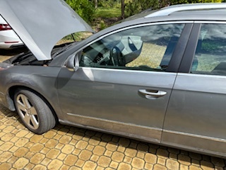 VOLKSWAGEN PASSAT 2,0 TDi 103 KW - 2