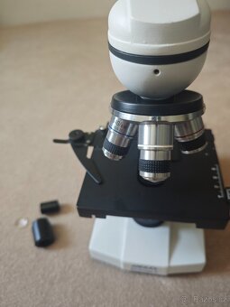 Mikroskop Delta Optical Biostage - poškození malé - 2