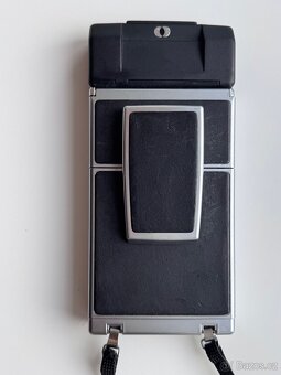 Polaroid SX-70 Sonar Autofocus - 2