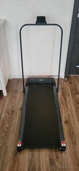 Běžecký pás HRS T-70 (skládací systém, do 90 kg, š. 38 cm, 1 - 2