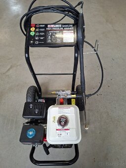 Tlaková benzínová myčka - 2