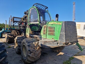 Vyvážecí souprava John Deere 1510E - 2