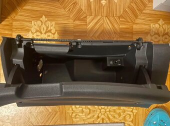 Kastlík/přihrádka spolujezdce Octavia 2 - 2