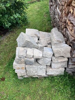 Opracované kameny - 2