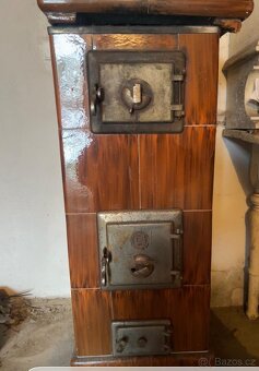 Starožítná kachlová kamna - 2