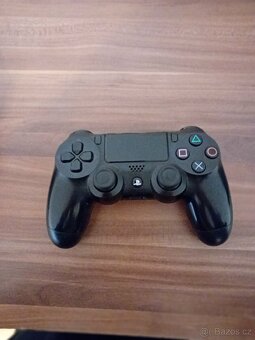 Prodám Playstation4 - 2