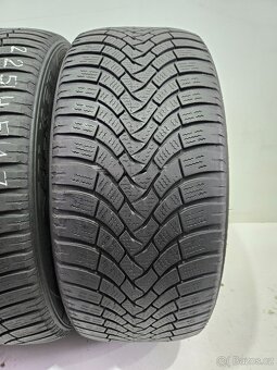 Zimní pneu 225/45/17 Falken - 2