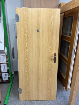 Prodám vstupní dveře do bytu - 2