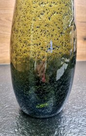 Sklenĕná váza - 2