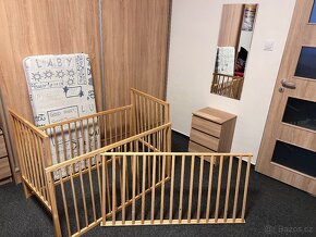 Dřevěná postýlka pro dítě - 2