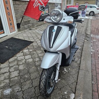 Piaggio Beverly 300, Topcase, 2x klíč - 2