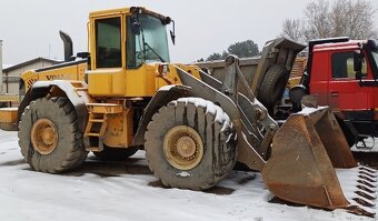 Nakladač Volvo L110 E - 2