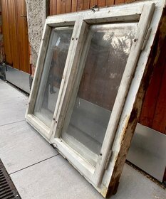 Dřevěné  okno - 2