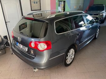 Volkswagen Passat combi B6 2.0 TDi R-line DSG 4motion - 2