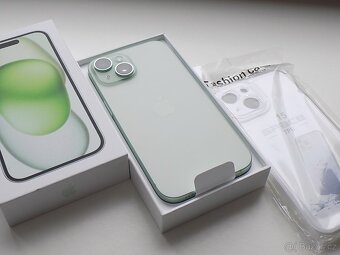 APPLE iPhone 15 128GB Green - ZÁRUKA 12 MĚSÍCŮ - NEPOUŽITÝ - 2