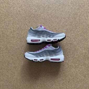 Nike Air Max 95 Hyper Violet - 2