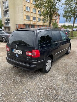 Volkswagen Sharan 1.9 tdi Top Vybava 7 mist - 2