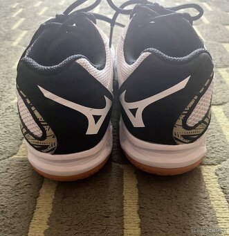 MIZUNO THUNDER BLADE 3 - vel. 40,5 - 2
