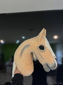 Hobby horse hafling - 2