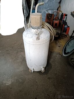 Postřikovač na vápnění ZPU Hydro-Vacuum Kerbl ZP39LC - 2