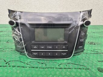 autorádio s CDMP3 , Bluetooth Hyundai I30 (GD) RR170A6210GU - 2
