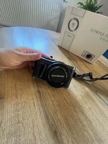 Olympus PEN E-PL10 - 2