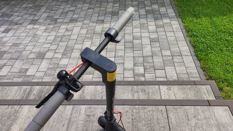 Elektrická koloběžka Xiaomi 4 Pro 2 nd gen - 2