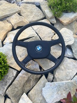 BMW E30 VOLANT - 2