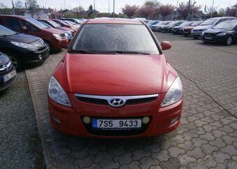 Hyundai i30 1.4i 80kw,CZ benzín manuál 80 kw - 2