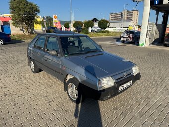 Škoda Favorit 135 GLXi Silverline 40kW - 2