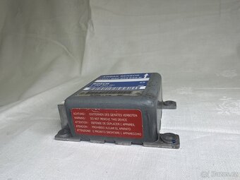 Airbagový senzor Audi A8 Bosch – originál - 2
