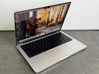 MacBook Pro 14'' 2021 / M1 Pro / 32GB / 512GB SSD / Silver - 2