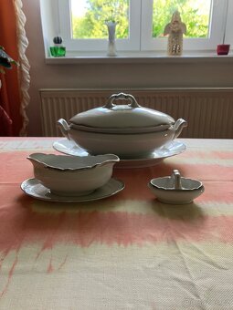 Broušené sklo, porcelán, keramika atd. z pozůstalosti - 2