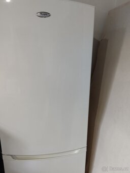 Lednice s mrazákem Whirlpool A+class - 2