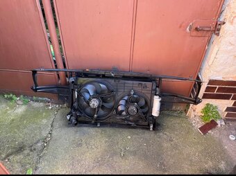 Chladičová Stěna Octavia 1 - 2