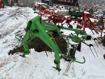 Obracec sena Deutz fahr - 2