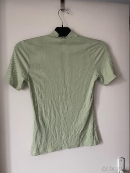 Dámské zelené žebrované tričko - 2