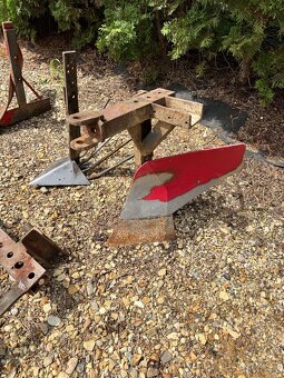 Pluh pravý, levý, vyorávač - 2