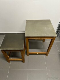 Odkládací stolky 2 ks z masivu a betonové desky - 2