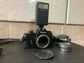 Nikon EM - 2