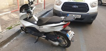 Scooter Honda PCX 125 - 2
