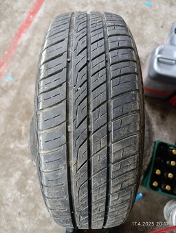 Pneumatiky 195/65 R15 - 2