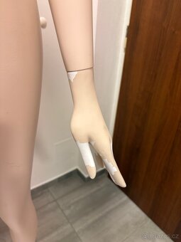 Dámská figurína MORE MANNEQUINS - 2