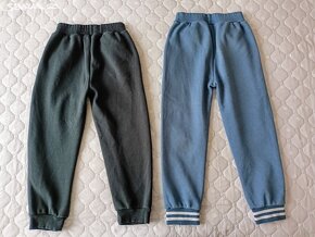 2x Tepláky s fleece, vel.122-128 - 2