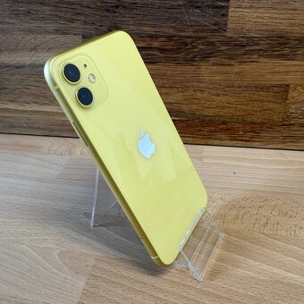 iPhone 11 64GB, žlutý (12 měsíců záruka) - 2